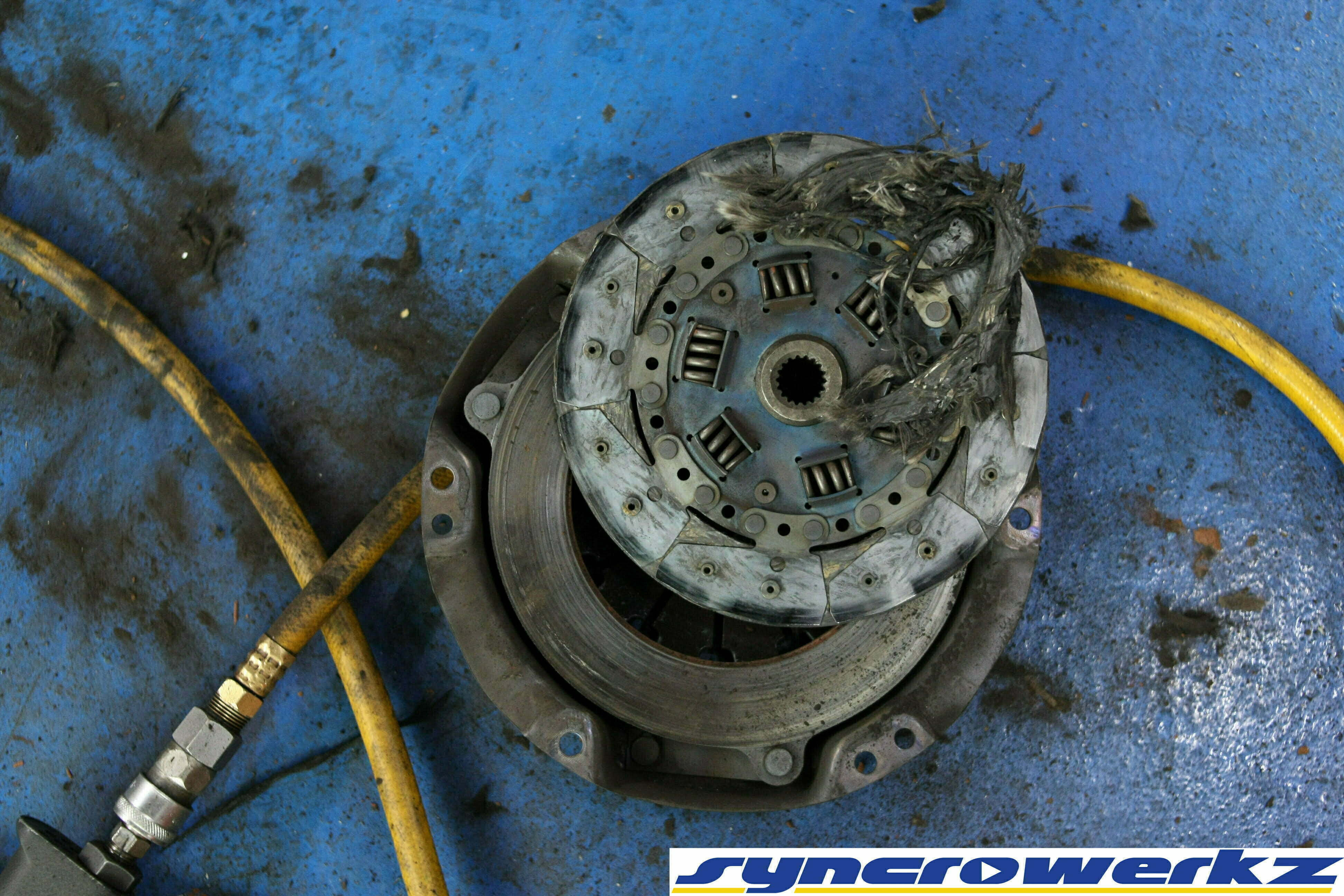 Clutch pad materials destroyed